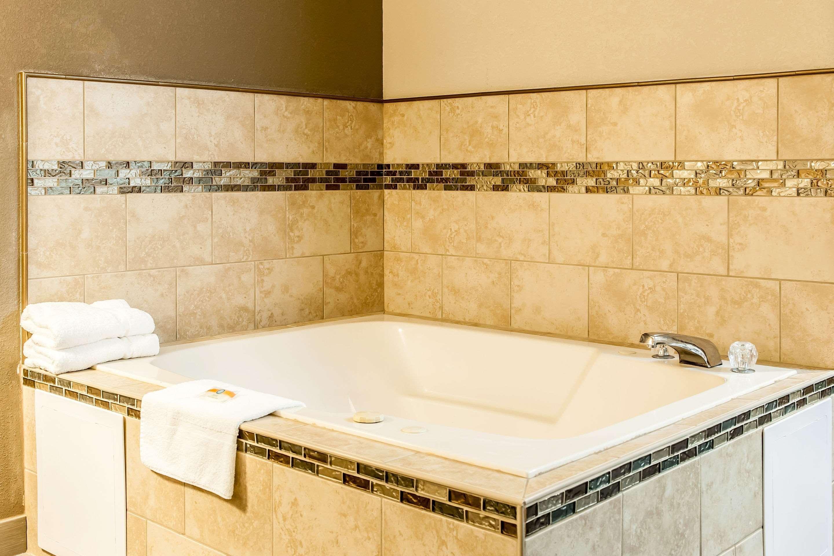 Quality Inn Lewisport Екстериор снимка